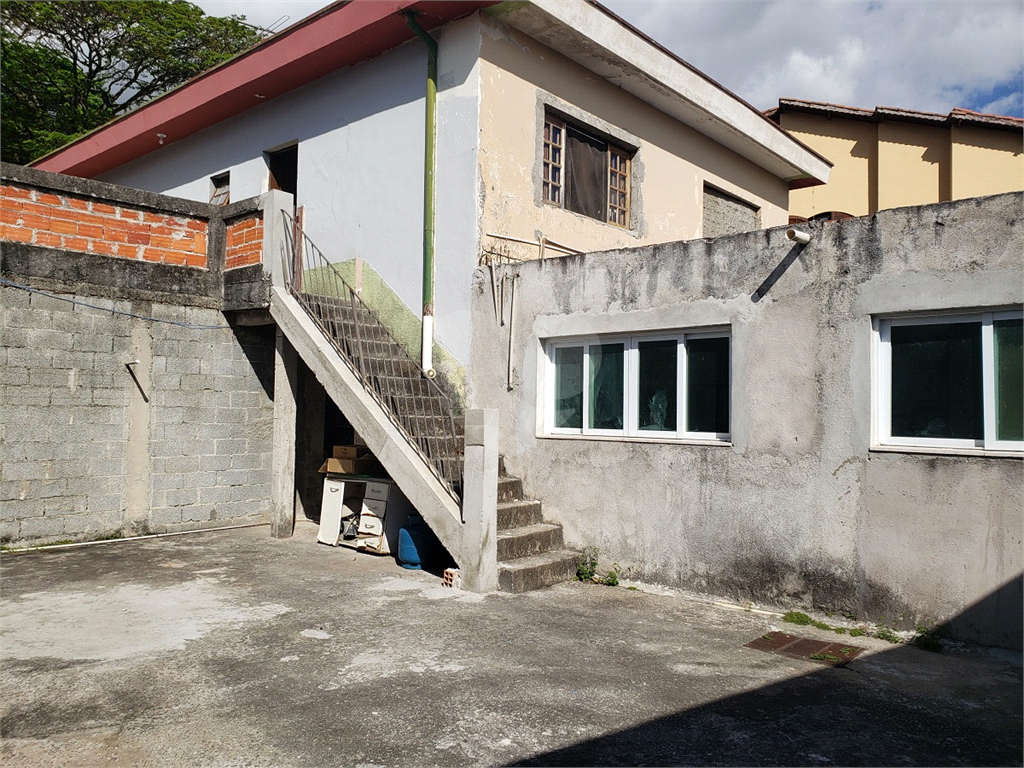 Casa com terreno de 607 m² com 4 quartos