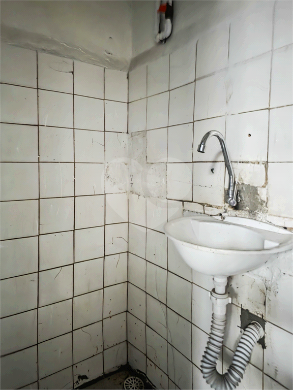 Galpão no bairro do Jabaquara com 600m², 4 salas, 3 banheiros, 2 vagas, ótima localização, perto Expocenter Imigrantes