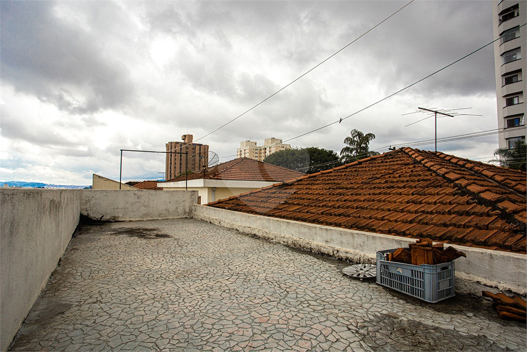 Excelente CASA TÉRREA com 04 Dormitórios + casa nos fundos na Casa Verde