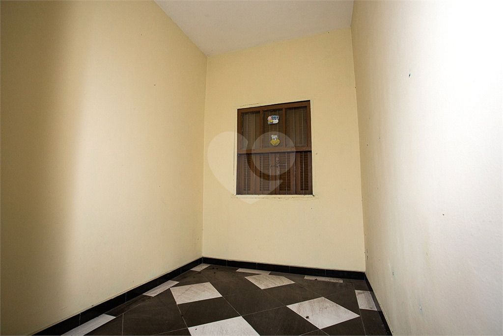 Excelente CASA TÉRREA com 04 Dormitórios + casa nos fundos na Casa Verde