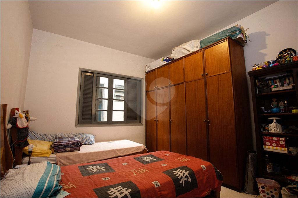 Excelente CASA TÉRREA com 04 Dormitórios + casa nos fundos na Casa Verde