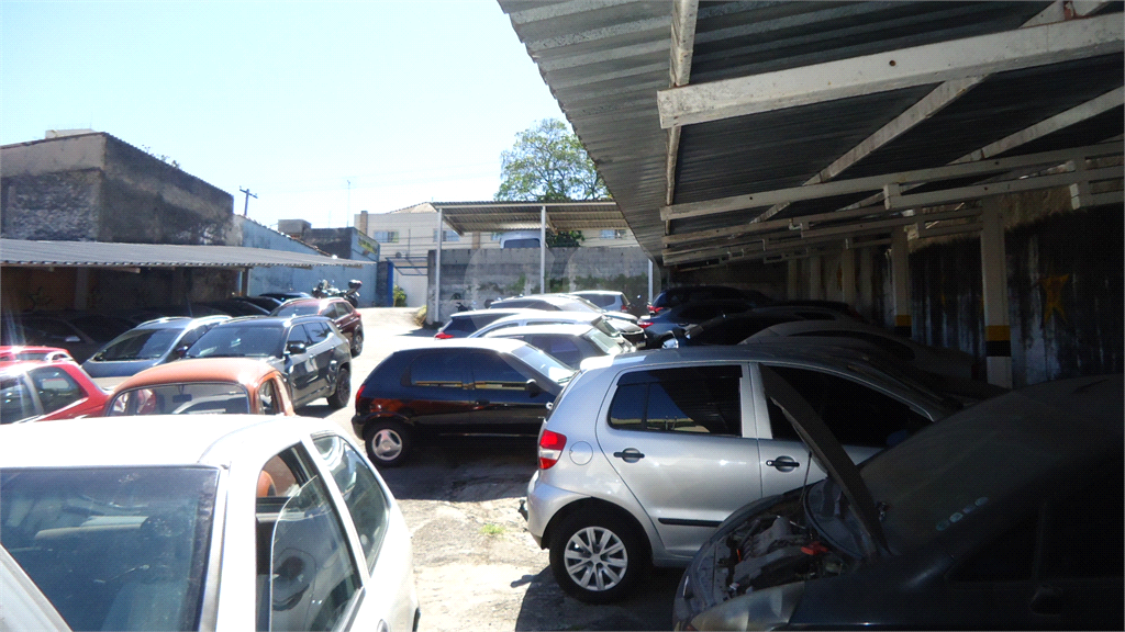 ESTACIONAMENTO / TERRENO - 880m² - DECLIVE - CASA VERDE