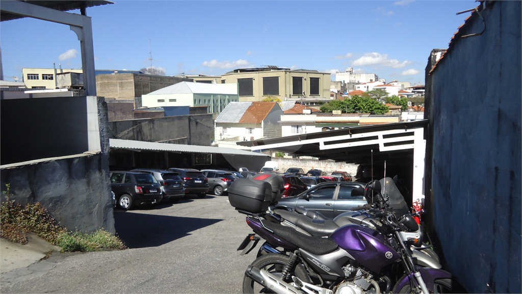 ESTACIONAMENTO / TERRENO - 880m² - DECLIVE - CASA VERDE