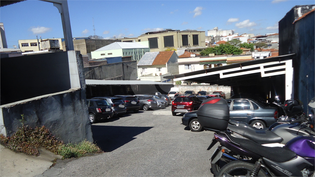 ESTACIONAMENTO / TERRENO - 880m² - DECLIVE - CASA VERDE