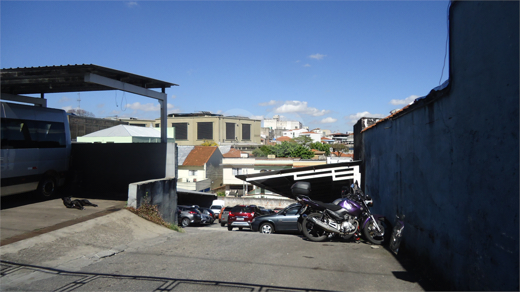 ESTACIONAMENTO / TERRENO - 880m² - DECLIVE - CASA VERDE