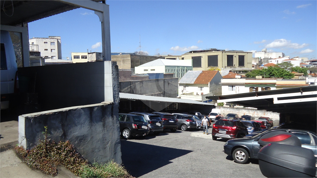 ESTACIONAMENTO / TERRENO - 880m² - DECLIVE - CASA VERDE