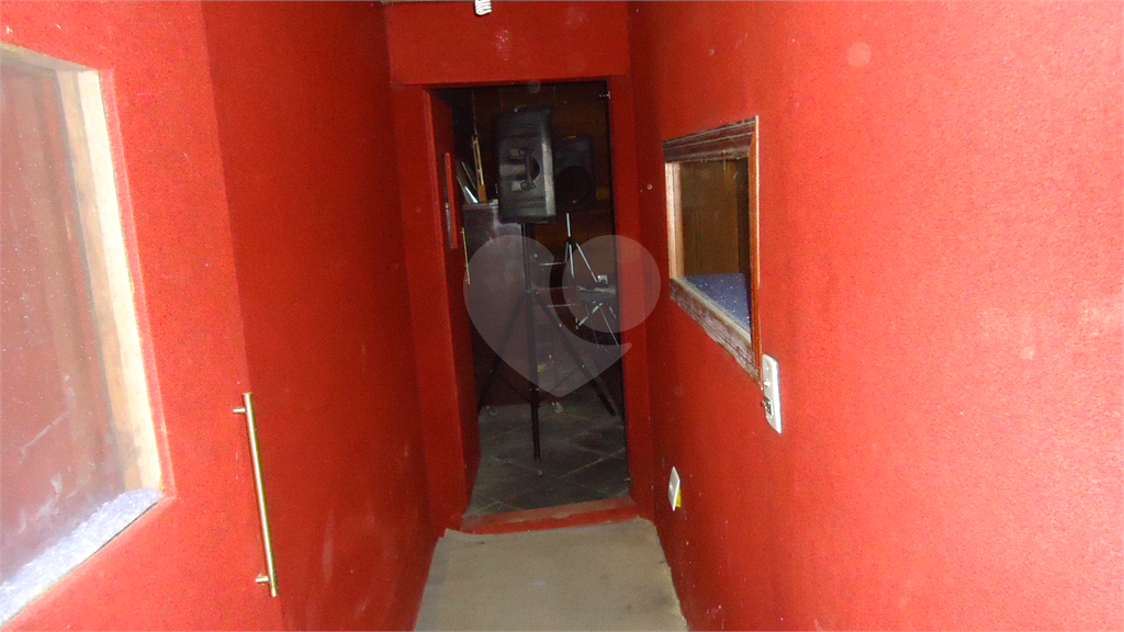 OPORTUNIDADE - 564m² - CASA TÉRREA - 03 QUARTOS - 02 SUÍTES - 04 VAGAS  -  JARDIM FLORESTA