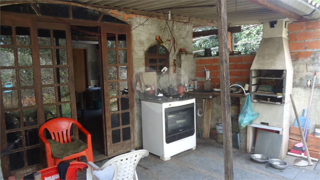 OPORTUNIDADE - 564m² - CASA TÉRREA - 03 QUARTOS - 02 SUÍTES - 04 VAGAS  -  JARDIM FLORESTA