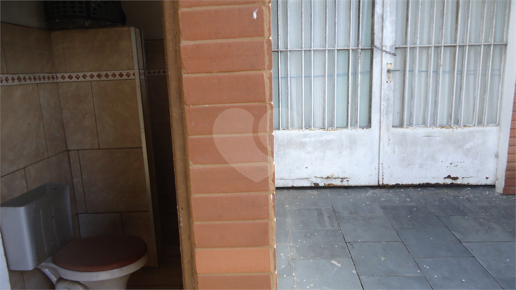OPORTUNIDADE - 564m² - CASA TÉRREA - 03 QUARTOS - 02 SUÍTES - 04 VAGAS  -  JARDIM FLORESTA