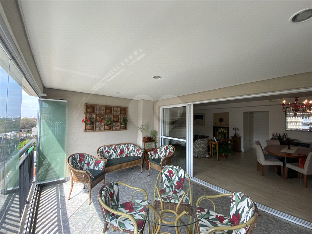 Lindo e amplo apartamento - próximo da Avenida Braz Leme com 3 suítes, 3 vagas de garagem