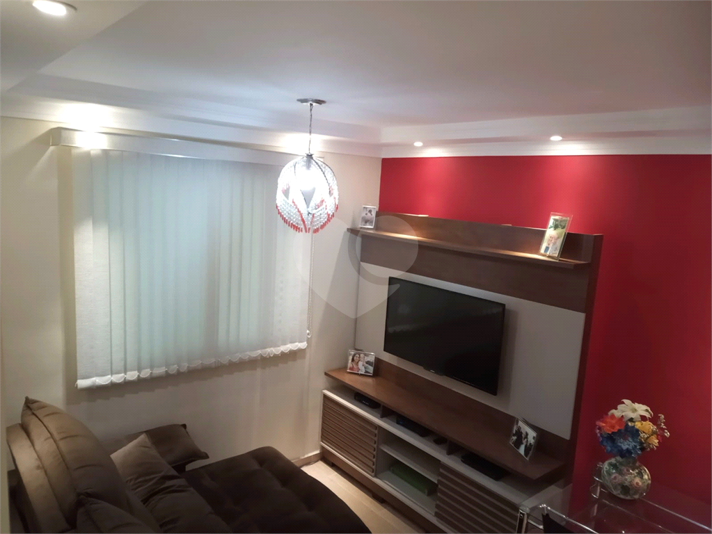 APARTAMENTO 2 QUARTOS  1 SALA  1 COZINHA  1 LAVANDERIA  COM 40M² NO VAZ DE LIMA