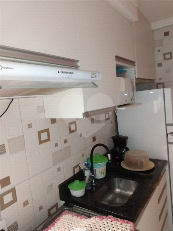 APARTAMENTO 2 QUARTOS  1 SALA  1 COZINHA  1 LAVANDERIA  COM 40M² NO VAZ DE LIMA
