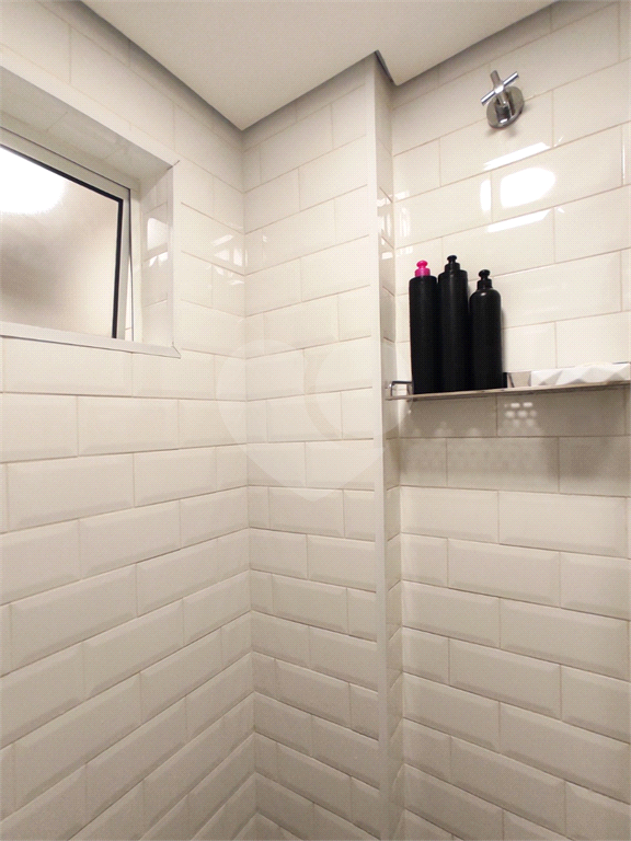 APARTAMENTO em CENTRO