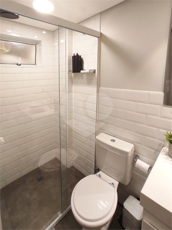 APARTAMENTO em CENTRO