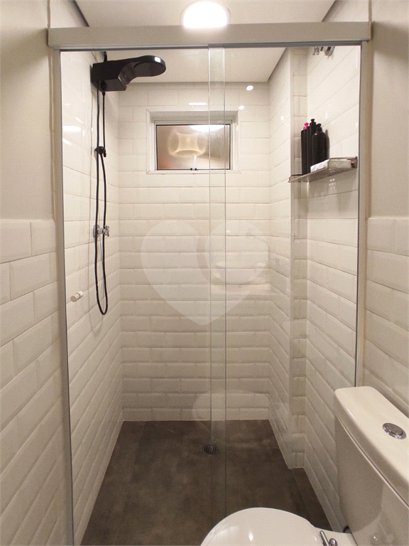 APARTAMENTO em CENTRO