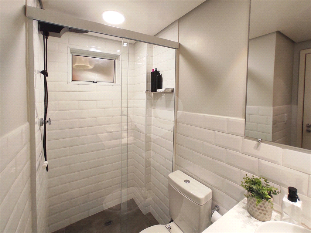 APARTAMENTO em CENTRO