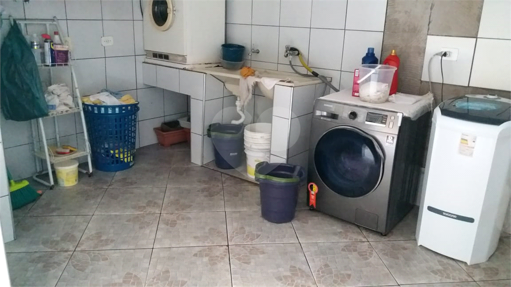 CASA em JARDIM ÂNGELA