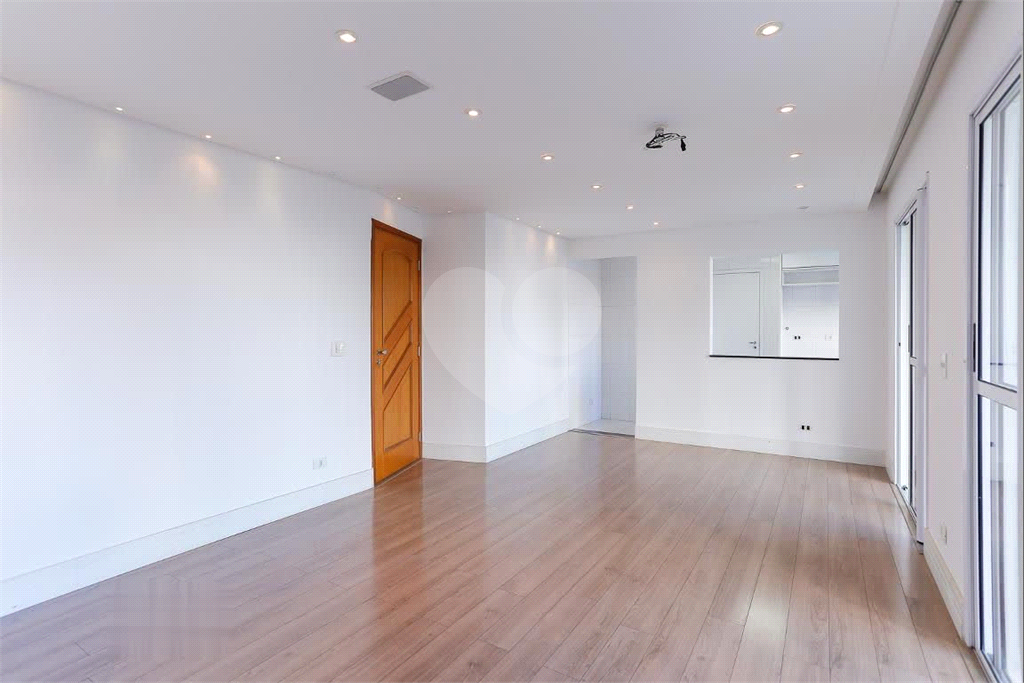 APARTAMENTO COM 3 SUITES E 2 VAGAS DE GARAGEM NA VILA ROMANA
