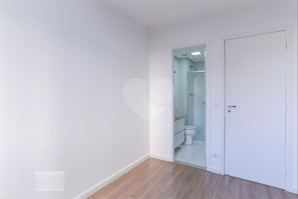 APARTAMENTO COM 3 SUITES E 2 VAGAS DE GARAGEM NA VILA ROMANA