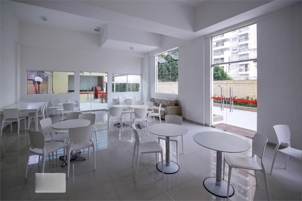 APARTAMENTO COM 3 SUITES E 2 VAGAS DE GARAGEM NA VILA ROMANA