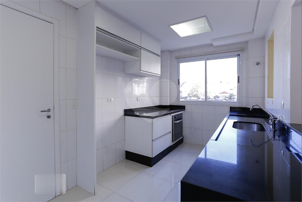 APARTAMENTO COM 3 SUITES E 2 VAGAS DE GARAGEM NA VILA ROMANA