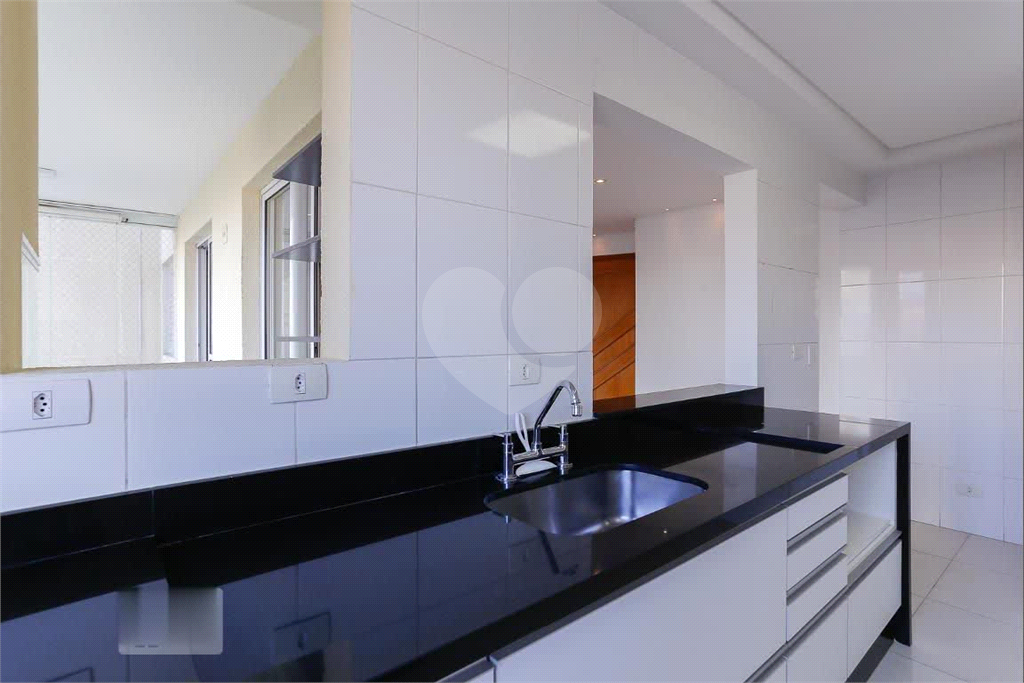 APARTAMENTO COM 3 SUITES E 2 VAGAS DE GARAGEM NA VILA ROMANA