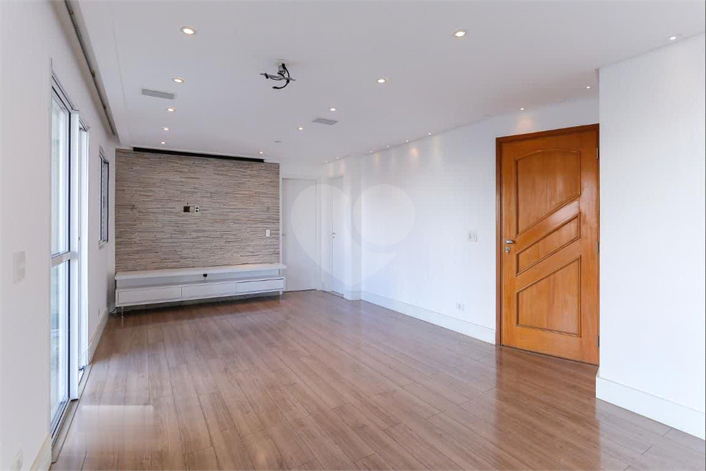 APARTAMENTO COM 3 SUITES E 2 VAGAS DE GARAGEM NA VILA ROMANA