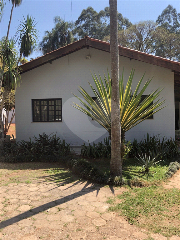 Fazenda à venda com 6 quartos, 202m² - Foto 2