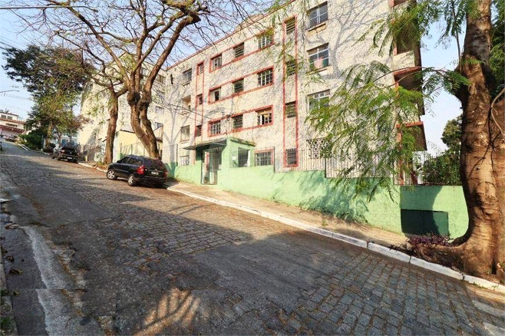Jardim São Paulo apartamento ao lado do Metrô apenas 2 quarteirões abaixo do preço!!