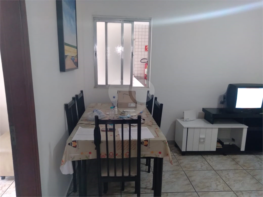 Apto no centro de Mongaguá