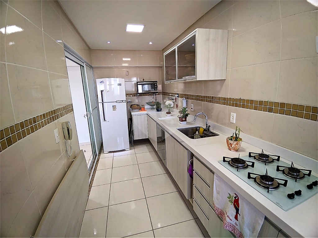Apartamento 2 Dormitórios com Lazer Completo Vista Total Mar