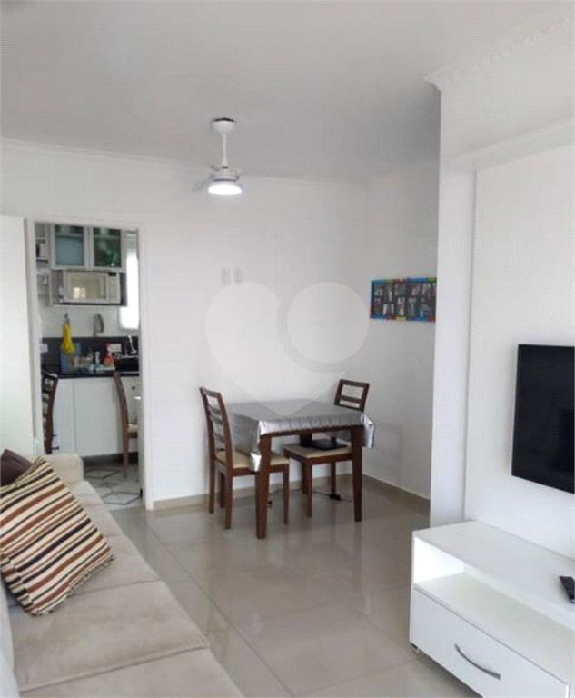 APARTAMENTO em PENHA
