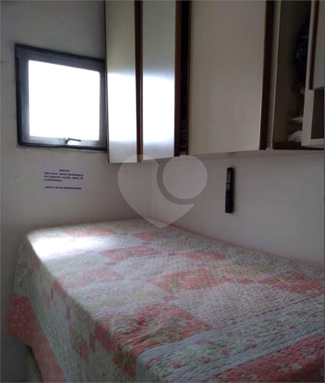 APARTAMENTO em PENHA