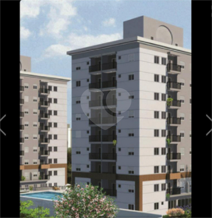 APARTAMENTO em MORUMBI
