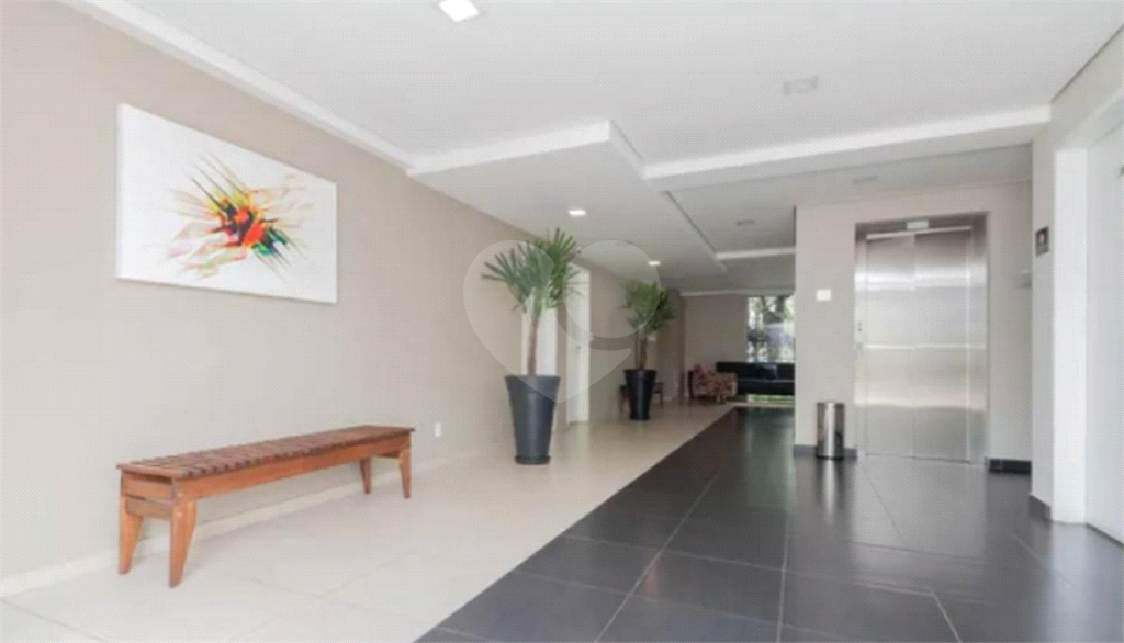 APARTAMENTO em MORUMBI