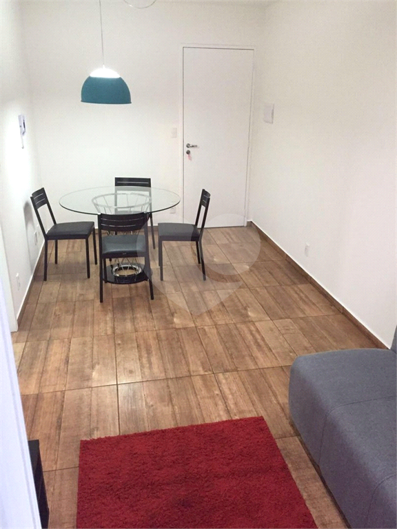 APARTAMENTO em MORUMBI