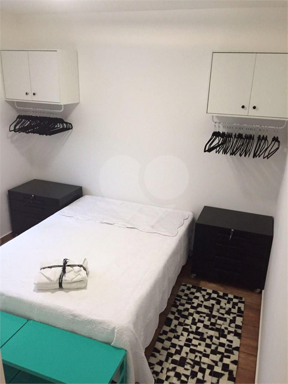 APARTAMENTO em MORUMBI