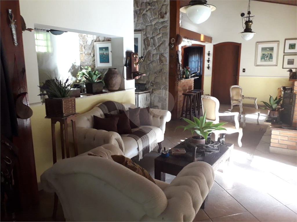Sítio à venda com 3 quartos, 800m² - Foto 37