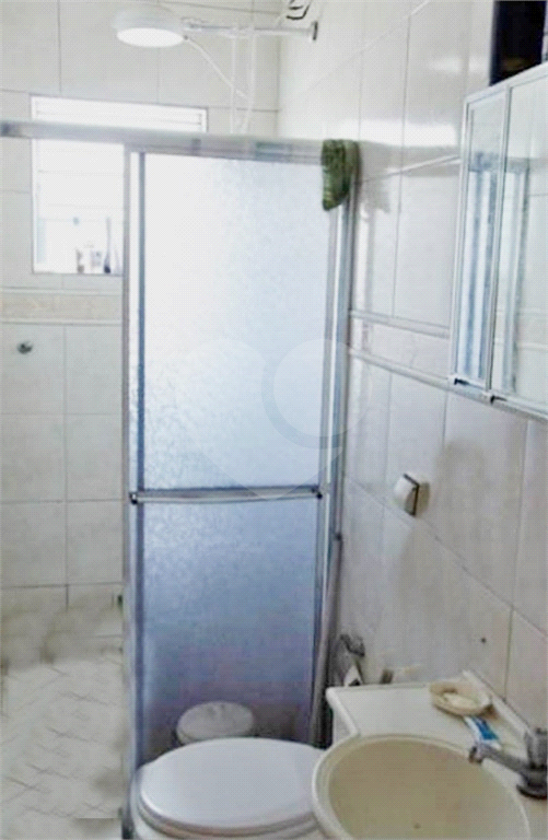 Sobrado ao alado do Horto Florestal