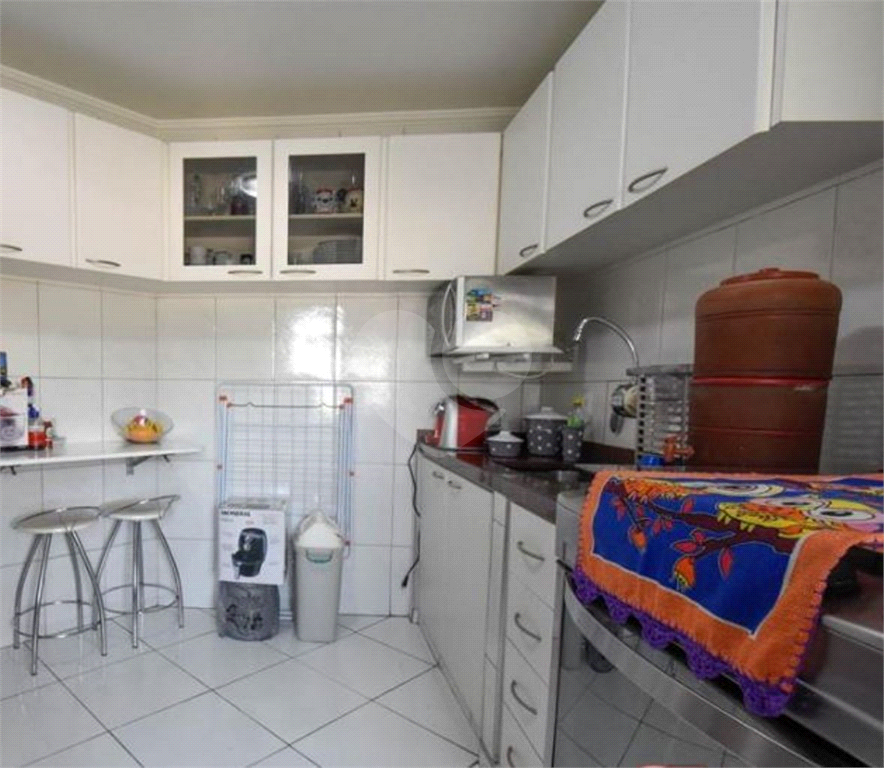APARTAMENTO em TREMEMBÉ