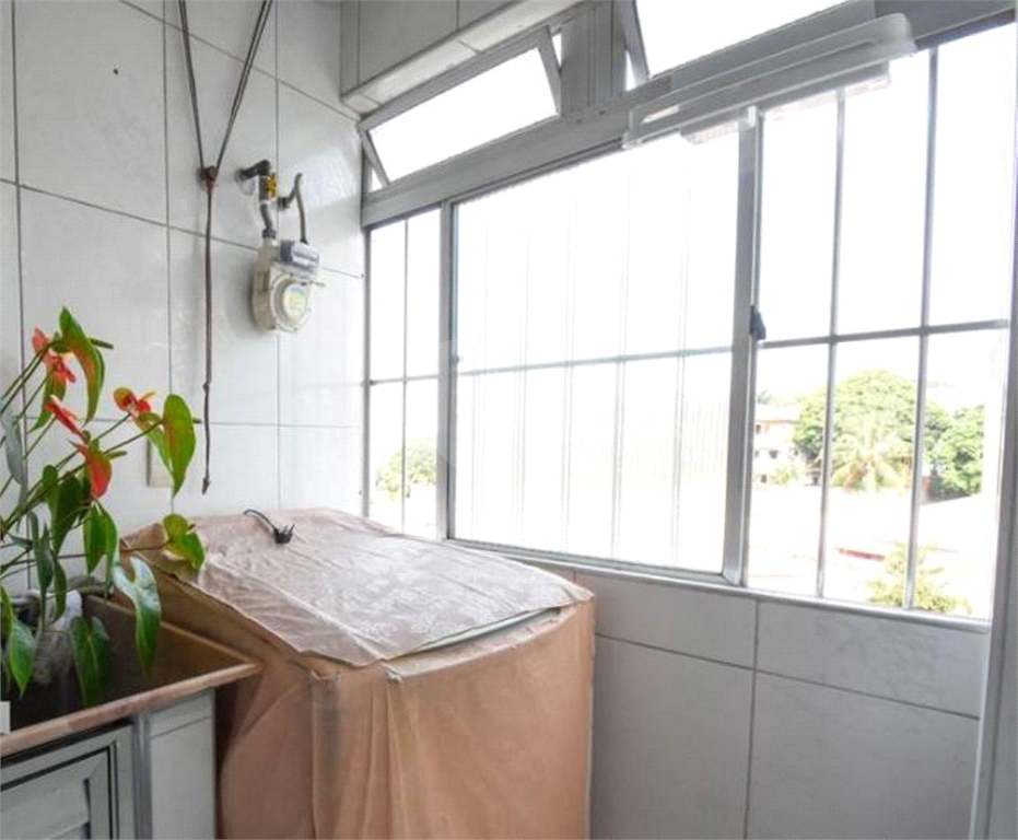 APARTAMENTO em TREMEMBÉ