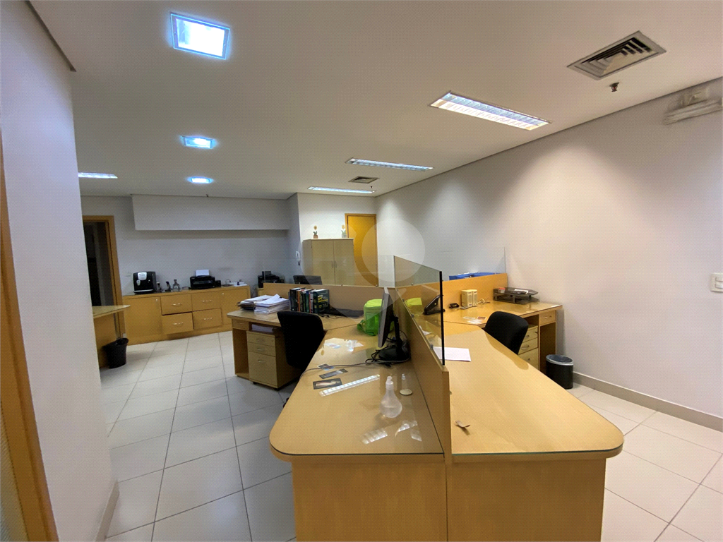 Salas comerciais com 190 m² e 4 vagas de garagem na Agua Branca - Zona Oeste - SP