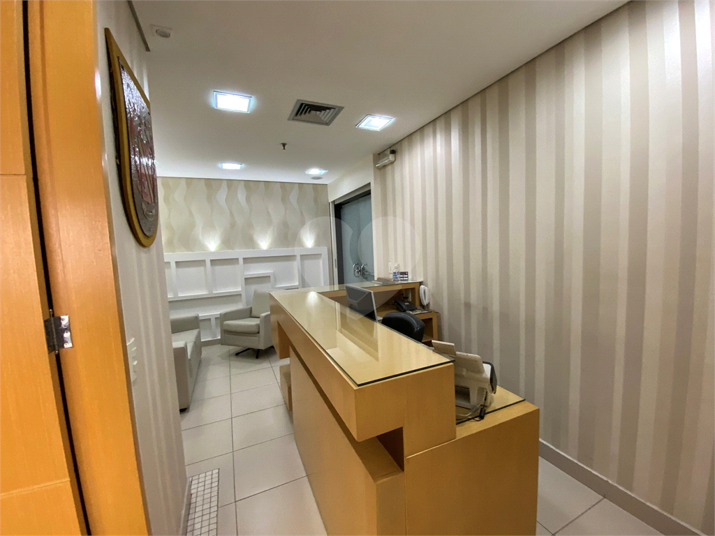 Salas comerciais com 190 m² e 4 vagas de garagem na Agua Branca - Zona Oeste - SP