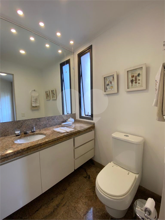 APARTAMENTO em REAL PARQUE