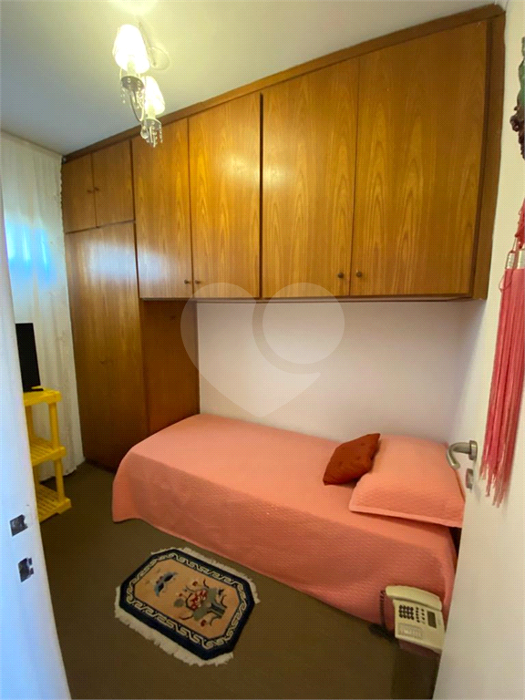 APARTAMENTO em REAL PARQUE