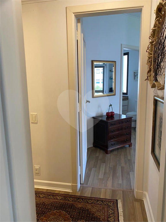 APARTAMENTO em REAL PARQUE