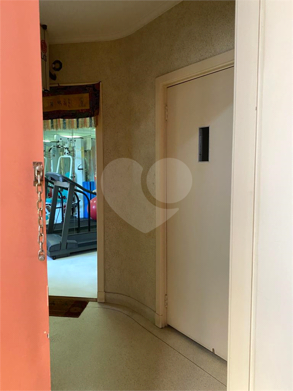 APARTAMENTO em REAL PARQUE