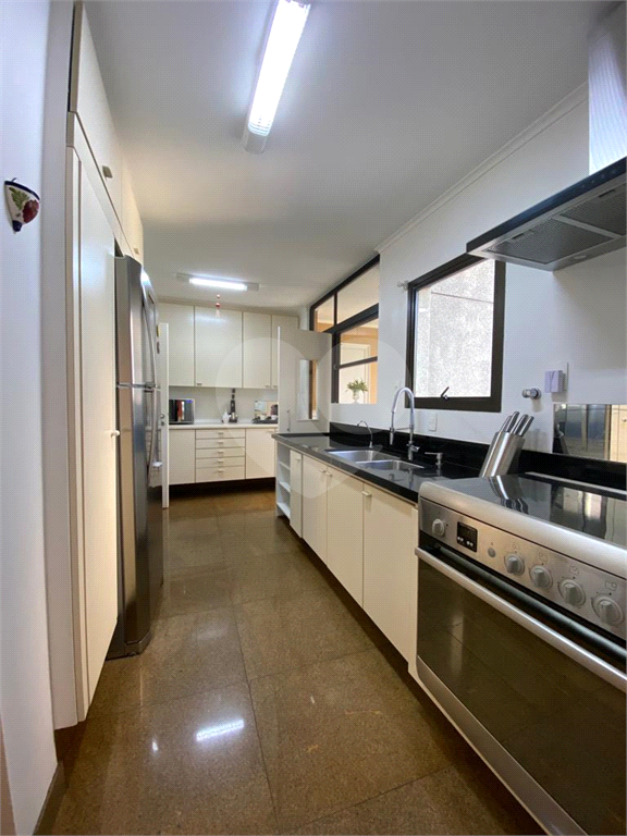 APARTAMENTO em REAL PARQUE