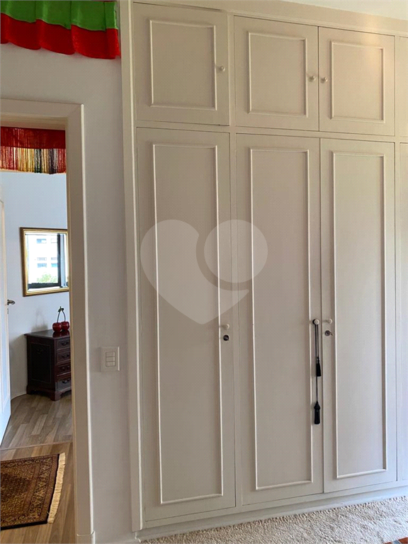 APARTAMENTO em REAL PARQUE