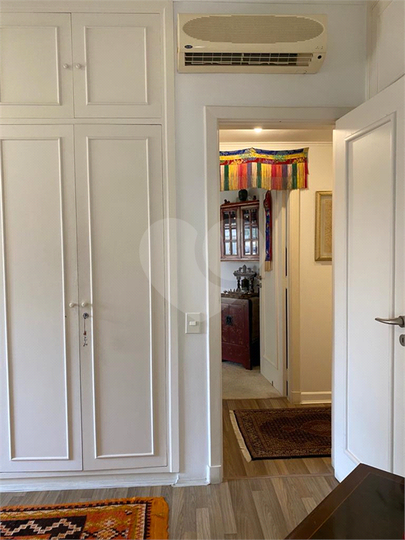 APARTAMENTO em REAL PARQUE
